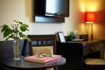 Фото номера Двухместный номер с 2 отдельными кроватями Отель Hotel Picaro Żarska Wieś Południe A4 kierunek Polska г. Żarska 13